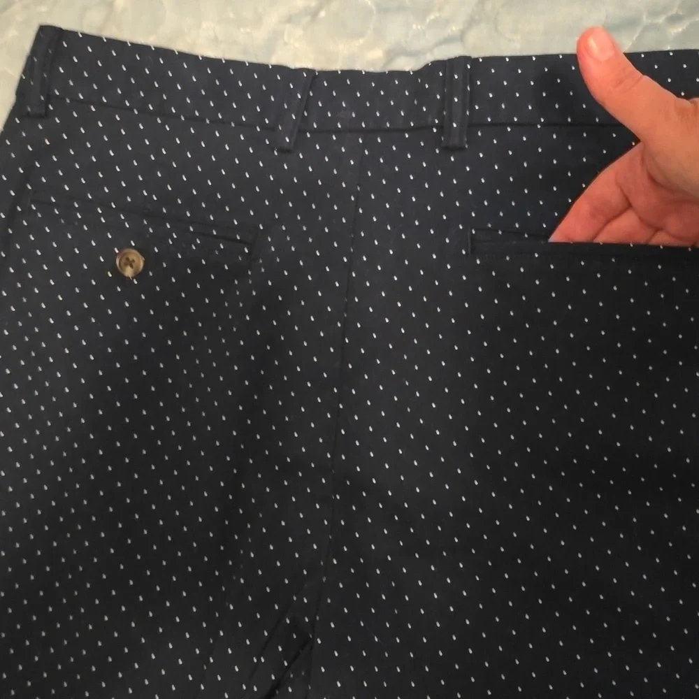 Old Navy Mens Navy Flat Front Shorts Size 34